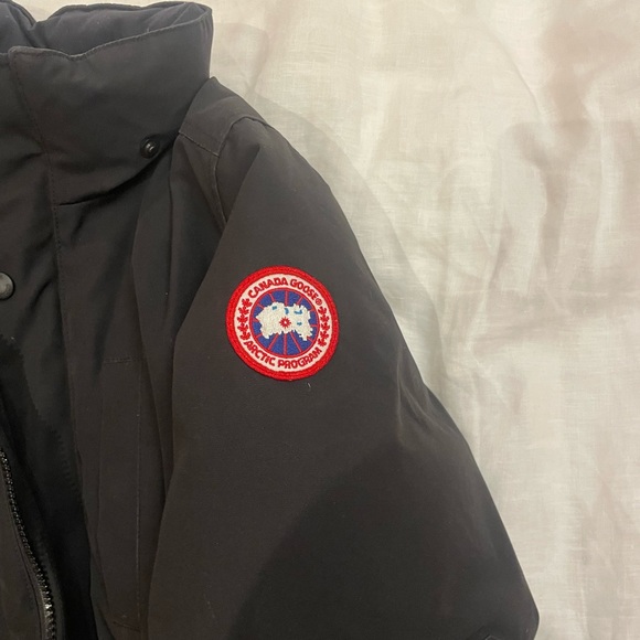 Manteau noire CANADA GOOSE taille XL ENFANT - Picture 4 of 4